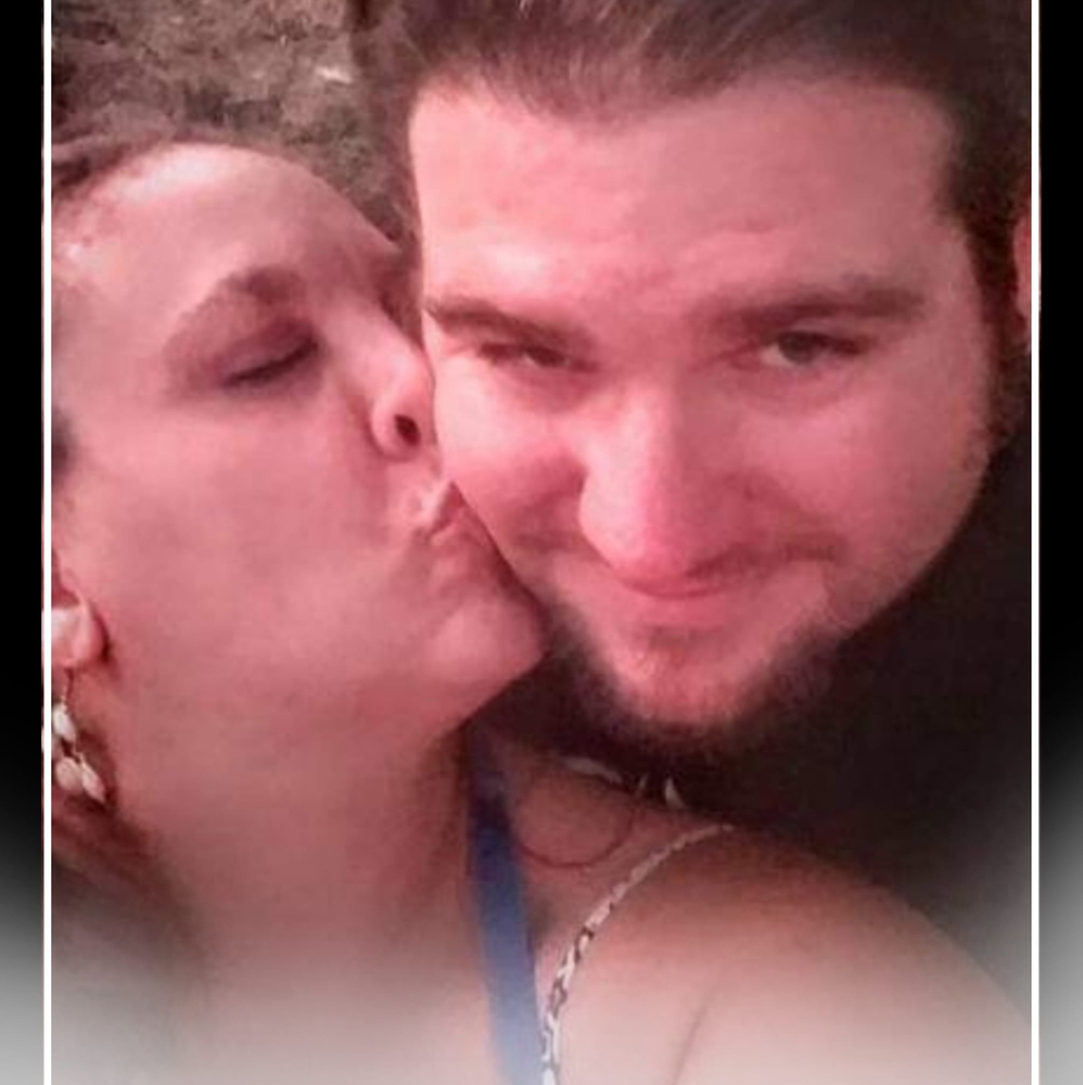 Meet your Posher, Tinas